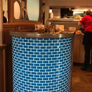 Meet your Posher, Mitchell